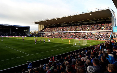 而足球世界 而足球世界